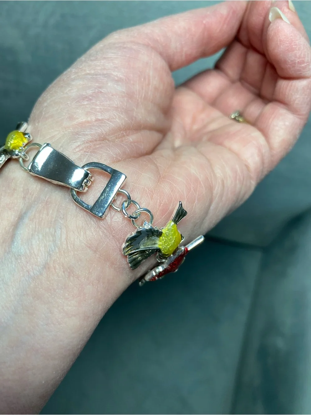 Multicolor Enamel Bird Link Bracelet Magnetic Closure size 6.5 vintage - Picture 17 of 17